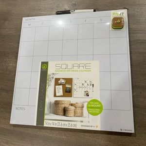 Square magnetic dry erase calendar